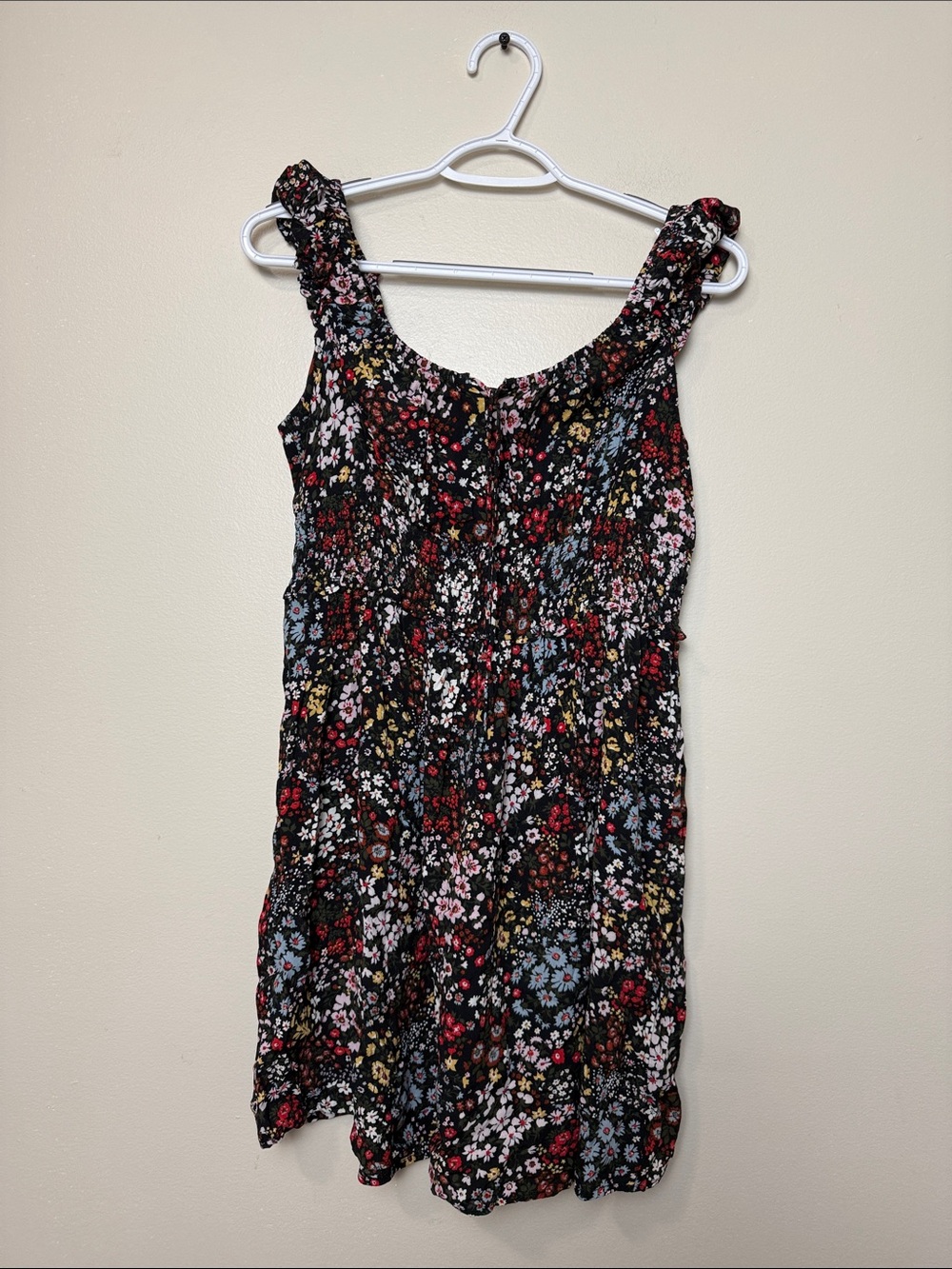Levi's Black Floral Ruffled Strap Dress size M
